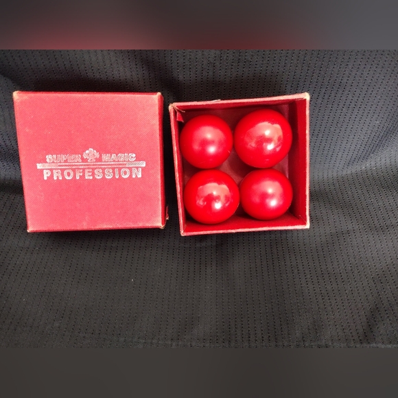 Vintage Magician Professional Multiplying Billiards Balls - Picture 1 of 4